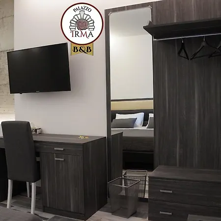 Palazzo Irma - - Luxury Hotel Vibo Valentia