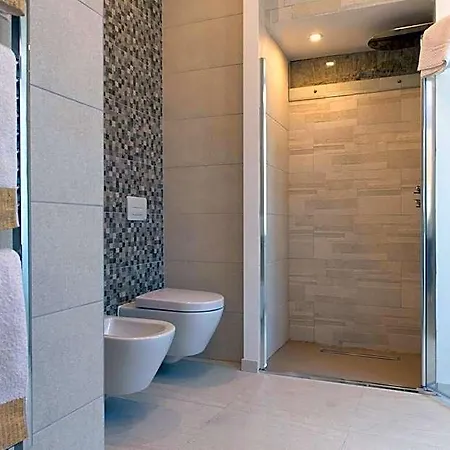 Palazzo Irma - - Luxury Hotel Vibo Valentia