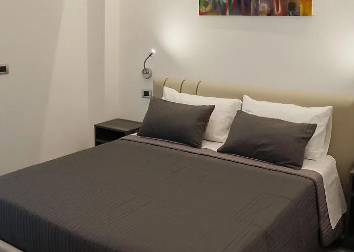 Palazzo Irma - - Luxury 酒店 维博瓦伦蒂亚