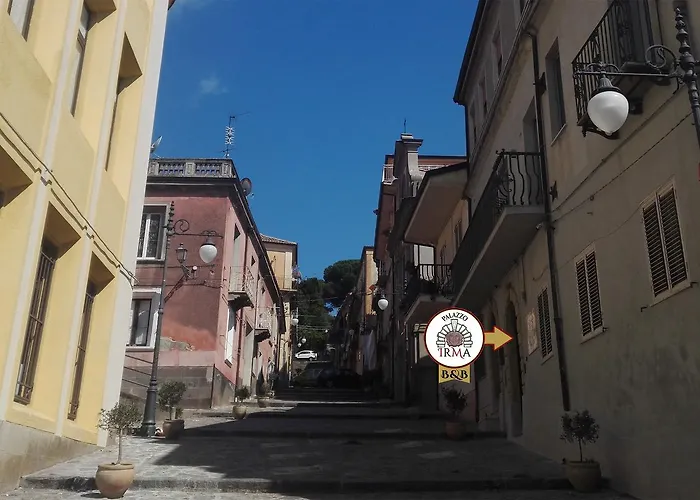 Palazzo Irma - - Luxury 酒店 维博瓦伦蒂亚